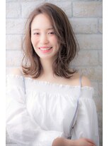 ソア 武蔵小杉(SOAR)&nbsp;夏のイメチェンは耳かけ毛先パーマとフォギーベージュカラーで