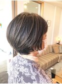 グレイヘア×ハイライトショート