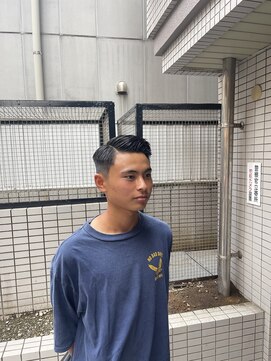 ウェルネス(Wellness) スキンフェードメンズツイスパ