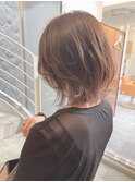 ハイライト×レイヤーで立体感が可愛い◎くびれボブ