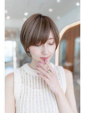 イルハバナ 渋谷(ill HAVANA) 20代30代大人かわいいチョコレートカラーショートボブ前髪モード