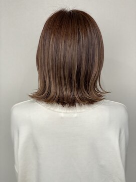 ノルン(norn) 外ハネミディ