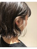 外はねボブと透明感カラー