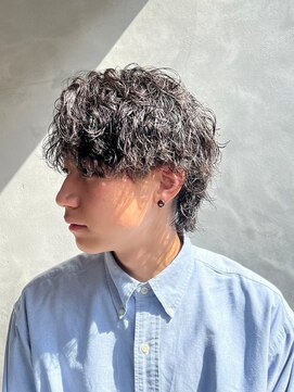 ウルバイササ(URU by SASA) ウルフ×波巻きパーマ