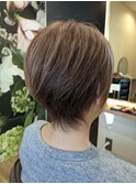 【白髪ぼかし】くびれショート