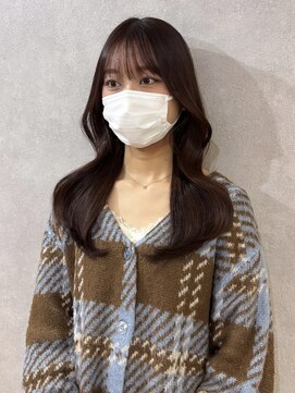 チョコレートブラウンとくびれヘア　r