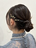 リム(Limb)&nbsp;シニヨン