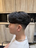 グルーマーズトウキョウ(GROOMER/S TOKYO)&nbsp;テーパーフェード×ラフカール