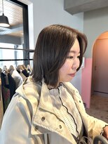 アルヴァ(ALVA)&nbsp;伸ばしかけ顔まわりレイヤー×ボブスタイル