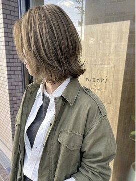ニコリヘアワークス(nicori hair works) ハイトーン×レイヤー×外ハネ2