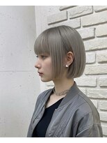 ビランチェ 池袋(bilancia)&nbsp;ボブ/グレージュ/切りっぱなし/ブリーチ/シルバー/池袋