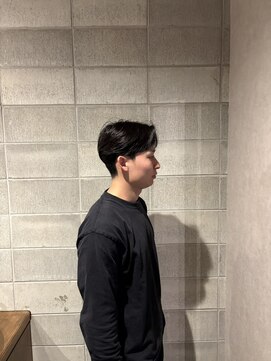 ワンワンオー バーバーショップ コンチネンタル(@110 BARBER SHOP continental) ツーブロックショートビジネスショート