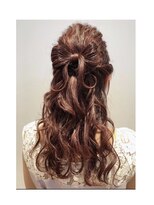 ヴァンカウンシル 伊那(VAN COUNCIL) リボンアレンジ ハーフアップ