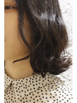 イーハトーヴヘアー(Yehatov) 【やりすぎない丁度いいカラー】アプリエディープバイオレット3