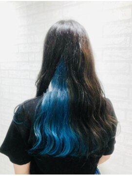 ジーナ 渋谷駅前(Zina) 【Zina　渋谷】オルチャンスタイル×アクアブルー