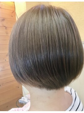 ヘア ファミーユ(hair famille f) 大人ボブ