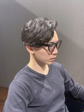 ビーダンディー(Bee dandy) ビジネスツーブロック ナチュラルパーマ 七三アップバング