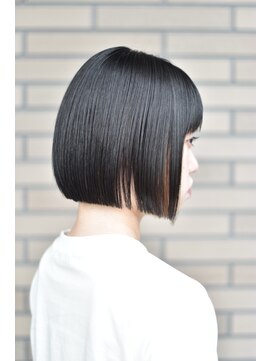 エンドレスウィズユー(ENDLESS WITH YOU) 切りっぱなしボブ×インナーカラー