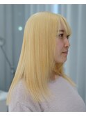 10代20代ブリーチのみブロンドヘア美肌カラー