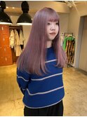 ピンクベージュ