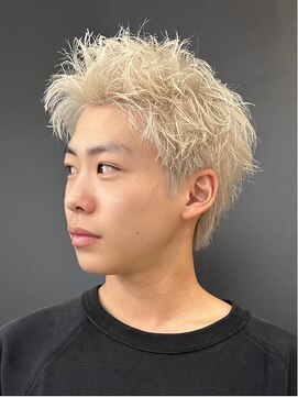 エルマーク 梅田中津(L-MARK) アップバングツーブロックダブルカラーブリーチメッシュ