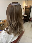 アッシュベージュグラデーション