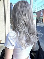 ブレイズヘアー(BLAZEhair)&nbsp;【オーダーNo.1カラー】ホワイトシルバー×ブリーチ２回