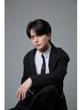 アクシー ヘアーアンドメイク(AXY HAIR&MAKE) フェザーパーマスパイキーショートサーフカールブルーブラック