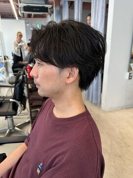 アコロン(acoron.) ミニウルフ/ニュアンスパーマ/池袋メンズカット