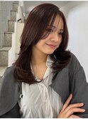 レイヤーミディアム/くびれ/顔周りレイヤー/前髪あり/艶カラー