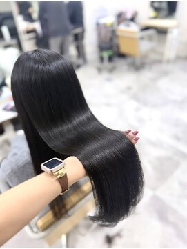 アチェロ(Acero.) 髪質改善縮毛矯正！！