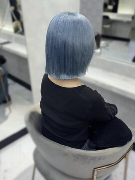 ジェム リット(GEM lit) ペールブルー/ハイトーンボブ/ケアブリーチ/韓国ヘア/艶カラー