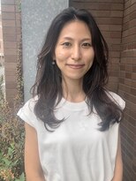 ルーチェ(Luce)&nbsp;顔周りレイヤー/センターパート/オーガニックカラー/上品ロング