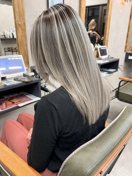 サニー 渋谷(SUNNY) バレイヤージュ、ハイライト、バタフライレイヤーカット