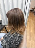 根元が伸びても気にならない！バレイヤージュ×透け感グレージュ