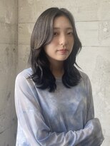 スール(seul) 透明感グレージュ×くびれミディアムレイヤー