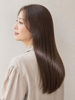 Yeeee.s by INCE 加古川【イーズ】髪質改善・白髪ぼかし【9月上旬(予定)】の写真/大人女性の髪の悩みに合わせたオリジナル髪質改善で、潤うツヤ髪体験♪
