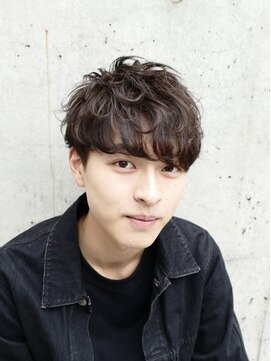 フィフス(fifth) 無造作パーマ×サイドパートショート 刈り上げ ニュアンスパーマ