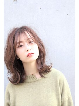 アンシークレット(Un Secret) ミディアムウルフ