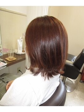 コア フィール ア デイ(COIFFURE A DAY) 《M3D見附今町》外はねボブ　ミディアム