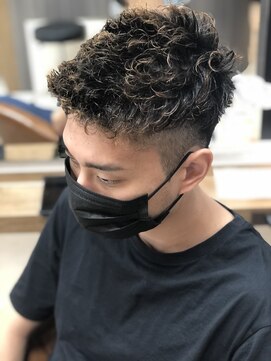 イルファ 北野田店(ehl：fa) ツイストスパイラルパーマ　　ベリーショート