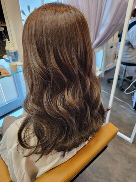 コアフールソレイユ(coiffeur SOLEIL) カーキアッシュカラー