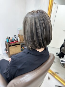 スイ(sui) ボブ×コントラストハイライト