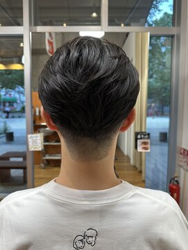 クランク(CRANK) ナチュラルツーブロック（シークレットパーマ）