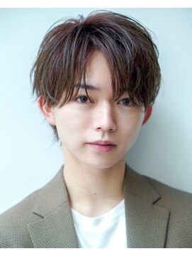 オーシャントーキョー シブヤジンナン(OCEAN TOKYO shibuya JINNAN) 韓国ヘアカルマパーマカルマバングセンターパート黒髪ウルフ