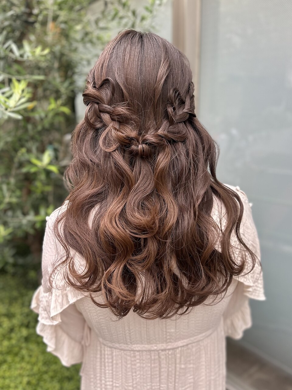 三つ編み ハーフアップアレンジ ヘアセット 表参道 可愛い：L215091155