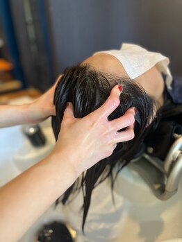 アティックヘアー(attic hair)の写真/選べる8種類のアロマオイルで好みの香りに包まれながらリラックス♪贅沢なSalonTimeをお過ごしください。