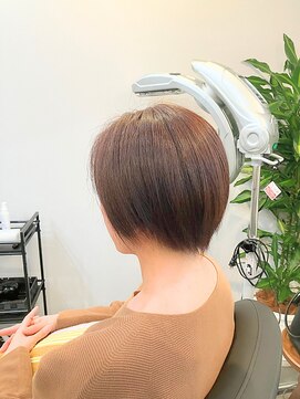 アイノ(AINO.) 【浮きやすいえりあしさん必見】ショート×チョコレートブラウン