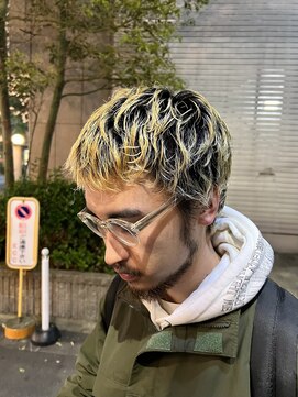 ヒカリス 中崎店(HIKARIS) メンズ × ブリーチ