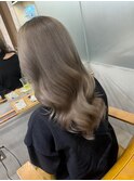 シルバーベージュ